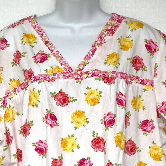 Laura Ashley Top Cotton Floral Pink Yellow Roses Size XXL Short Sleeves Pockets - Picture 2 of 7